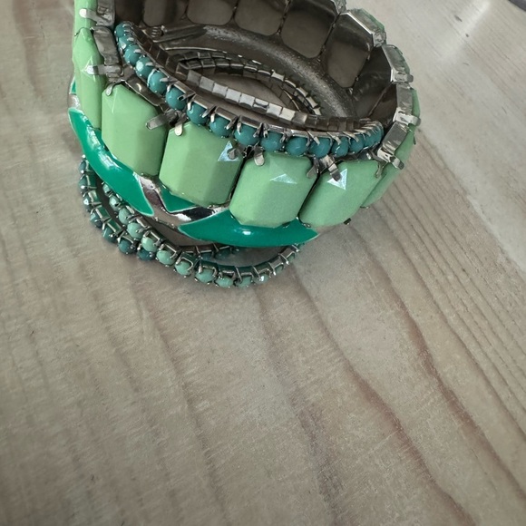 Stack of 5 bracelets - Picture 5 of 5